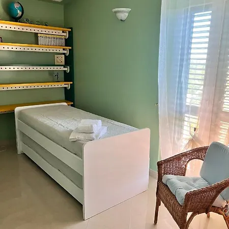 Intini - “la Terrazza” Casa Vacanze Pensionat 3*